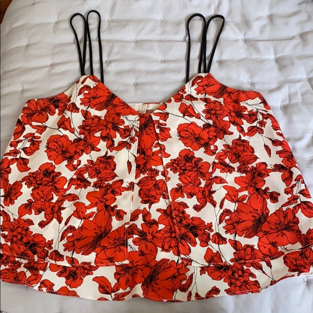 Guess top